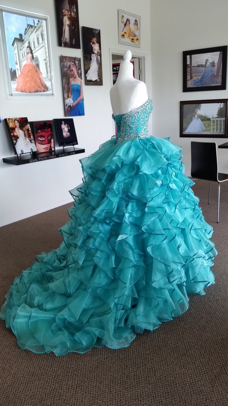 Fuchsia Quinceanera Dresses, Quinceanera Dresses for rent, Fuchsia